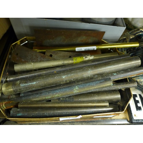 2237 - Approx. 10-12kg metal ingots, sheets and rods including aluminium, copper, brass and bronze