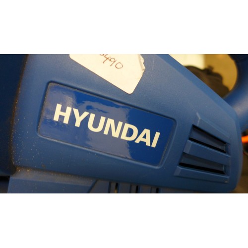 2292a - Hyundai garden leaf blower - W