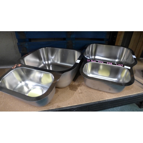 3096 - 2 Ecuador 1.5 Bowl Undermount Stainless Steel Sinks (357-149) * This lot is subject to VAT