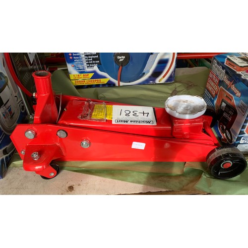 2003 - Clarke Strong Arm Trolley jack - MM4381 - sold as scrap * this lot is subject to VAT