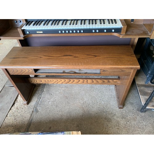 2134 - Viscount Jubileum 235 mid oak electronic full organ with 32 note concave pedal board. Powered on and... 