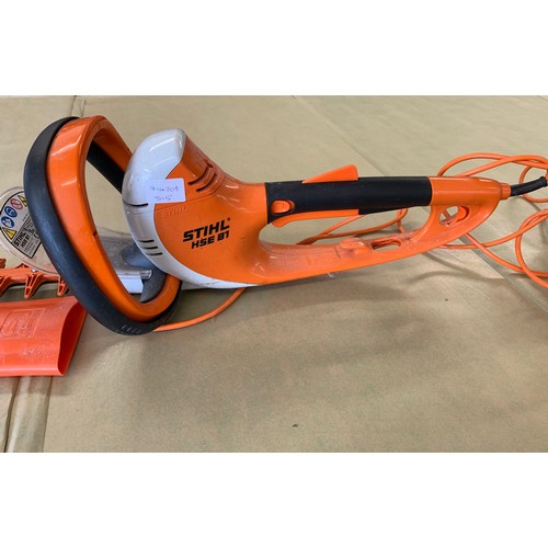 2036 - Stihl HSE-81 240v electric hedge cutter, 30