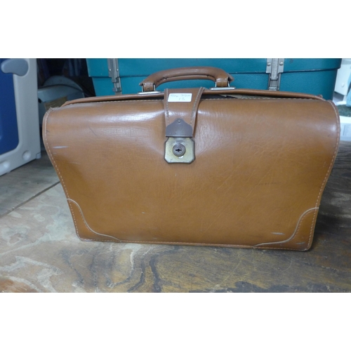 2074 - Hotpoint electric heater plus brown leather doctor's bag