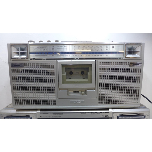 2176 - 3 portable radio-cassette players