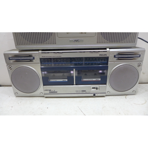 2176 - 3 portable radio-cassette players