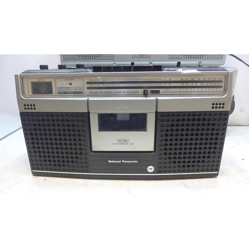 2176 - 3 portable radio-cassette players