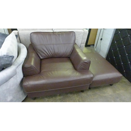1401 - A Camden-flex dollaro chestnut leather standard chair with banquette footstool