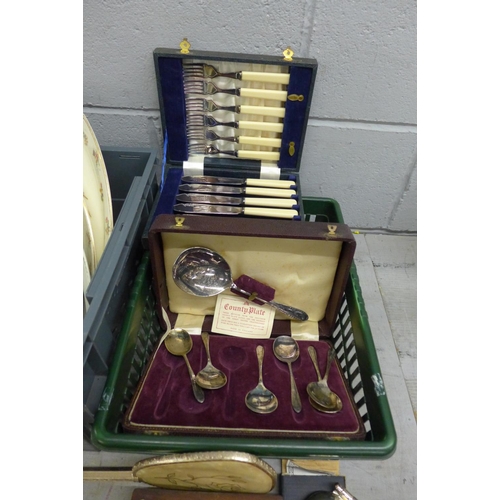 1122 - A collection of china, two boxed flatware sets, a brush, etc. **PLEASE NOTE THIS LOT IS NOT ELIGIBLE... 