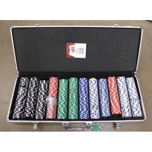 1133 - A case of poker chips **PLEASE NOTE THIS LOT IS NOT ELIGIBLE FOR POSTING AND PACKING**