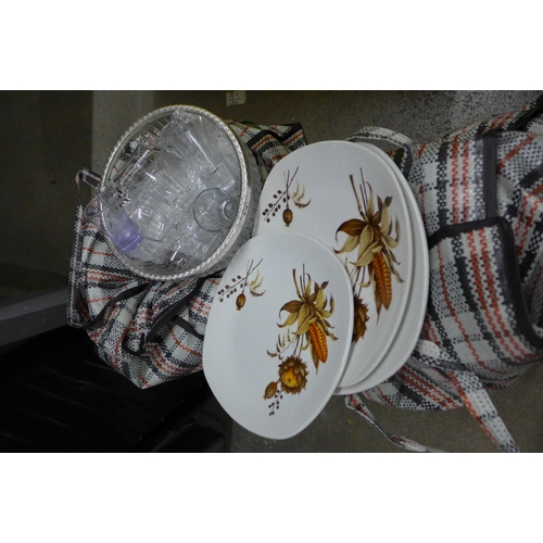 1135 - Plated trays, mixing bowls, glassware, plates, etc. **PLEASE NOTE THIS LOT IS NOT ELIGIBLE FOR POSTI... 