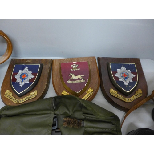 661 - A pair of military Rosi binoculars, an SA80 cleaning kit, a Vickers mk1 tank clinometer sight and th... 