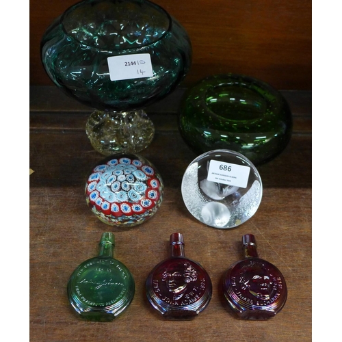 686 - Seven items of assorted glassware including Whitefriars