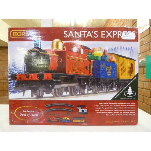 752 - A Hornby Santa's Express train set, boxed