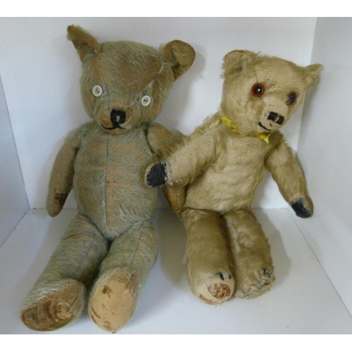 774 - Two straw filled vintage Teddy bears