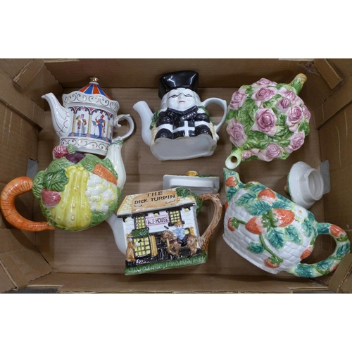 792 - Six novelty teapots including Sadler