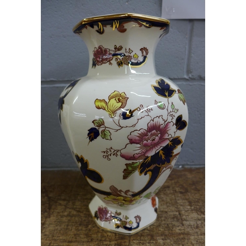 803 - A Mason's Mandalay vase, 31cm