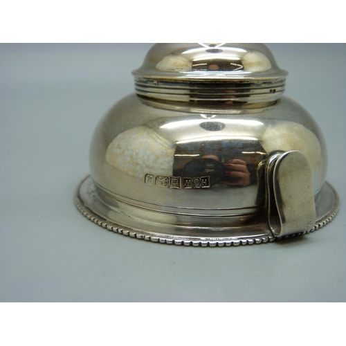 829 - A silver two piece wine funnel, Birmingham 1994, 97g