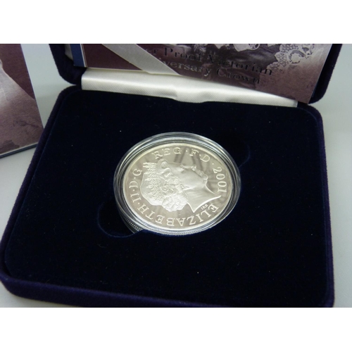 847 - A Royal Mint 2001 Queen Victoria silver proof £5 Anniversary Crown, cased