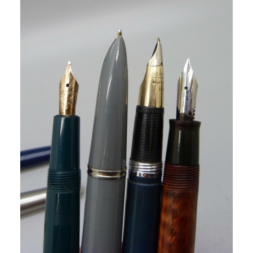 855 - Five fountain pens with 14ct gold nibs, three Parker, one Sheaffer and one Blackbird, and three othe... 