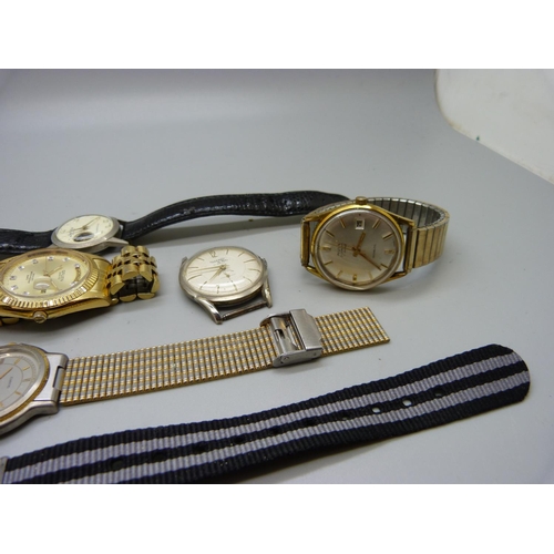 897 - A collection of wristwatches