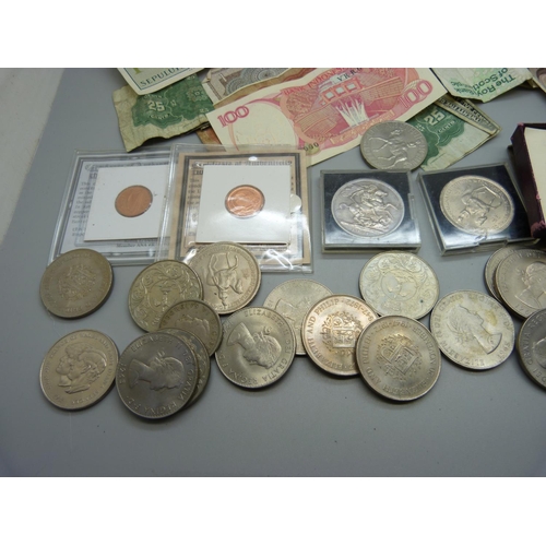 899 - A box of bank notes and commemorative coins