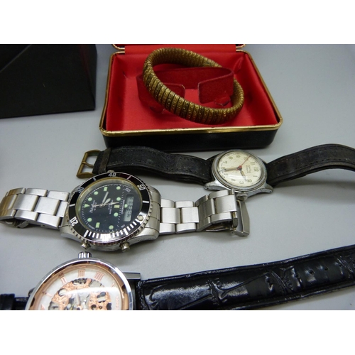 919 - Assorted watches and watch boxes