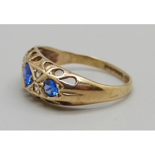 948 - A 9ct gold, blue and white stone ring, 1.8g, K