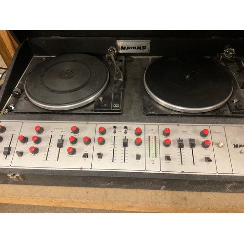 2192 - Matamp twin turntable DJ system