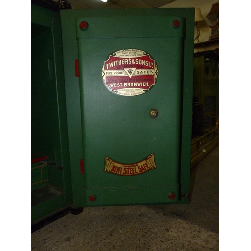 262 - A Victorian cast iron T Withers & Sons Ltd., Wolverhampton safe, with key, 68cms h, 47cms w, 48cms d