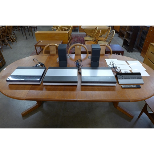 97 - A Bang & Olufsen Beomaster 5500, including meter control panel 5500, Beocord 5500, Beogram 5500, ic ... 