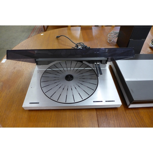 97 - A Bang & Olufsen Beomaster 5500, including meter control panel 5500, Beocord 5500, Beogram 5500, ic ... 