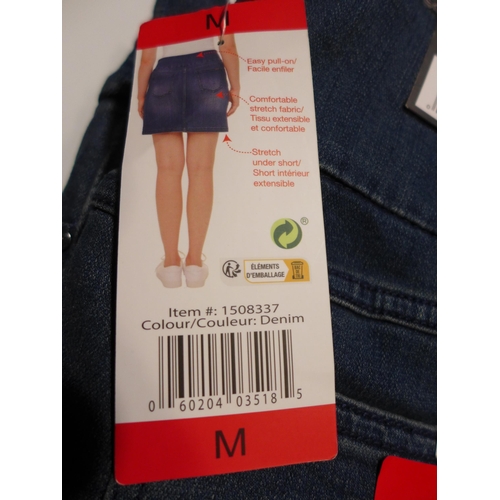 3144 - Women's S.C. & Co medium denim skirts * this lot is subject to VAT