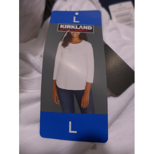 3190 - Women's lounge tops and bottoms, brands including Kirkland Signature, 32°C  - various sizes, styles ... 