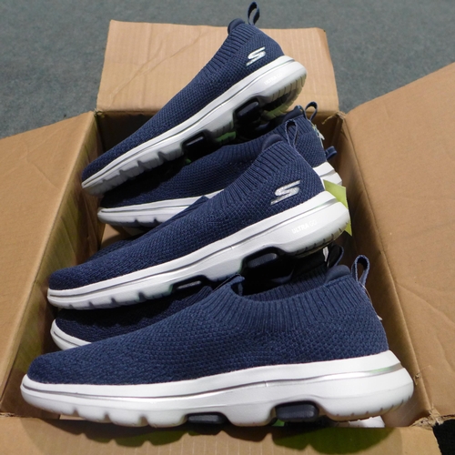 3259 - Box of Ladies Single/Odd sized Navy Skechers - all ex-display. This Lot is Subject to VAT