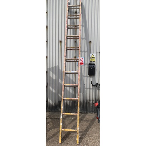 2060 - 11 Rung double aluminium ladder