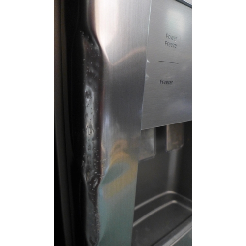 3270 - Samsung Silver Side By Side Fridge Freezer - model: RS50N3513S8/EU, (damaged/Dented Door)) Original ... 