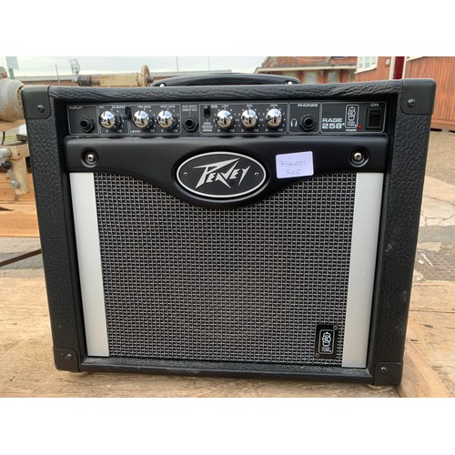 2198 - Peavey Rage 258 guitar practice amp