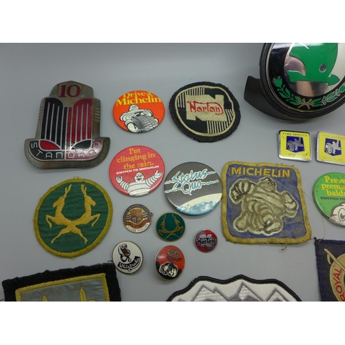 644 - Assorted badges including motoring, etc.