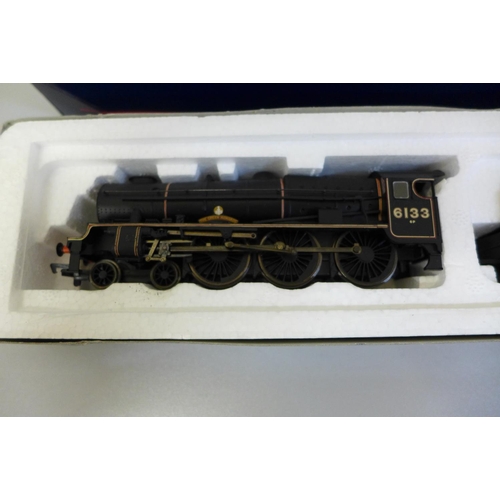 658 - A Bachmann Branch Line 00 gauge locomotive and tender, rebuilt Scot 6133 Green Howards, LMS Lined Bl... 