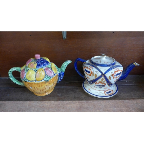 661 - Three early 20th Century teapots and one later