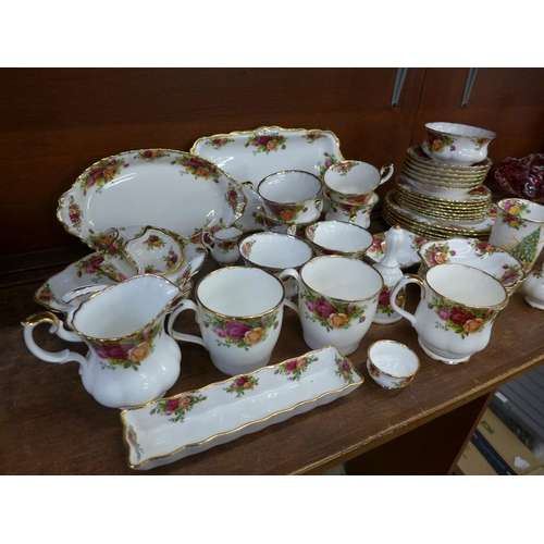 681 - Royal Albert Old Country Roses teawares, six setting, plus additional mugs, dishes, trinket dishes, ... 