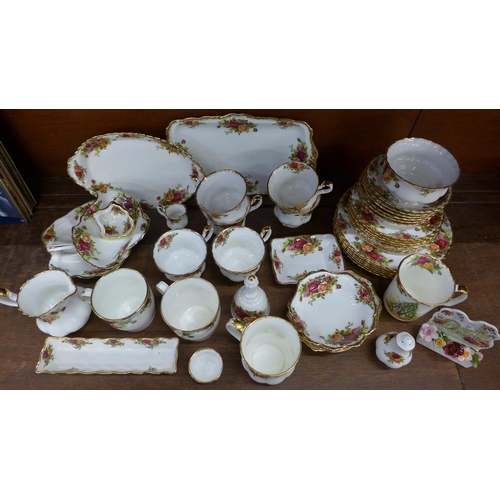 681 - Royal Albert Old Country Roses teawares, six setting, plus additional mugs, dishes, trinket dishes, ... 