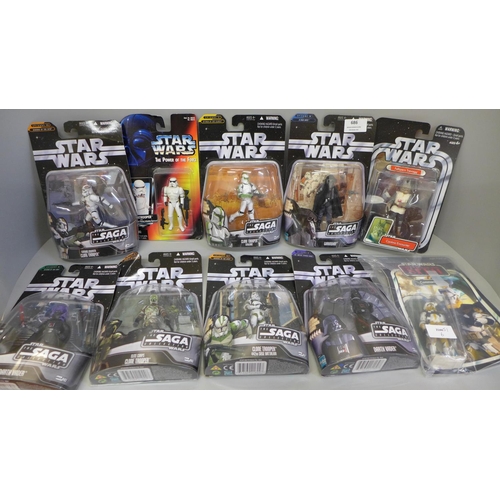 686 - Star Wars The Saga Collection figures (12) and seven others