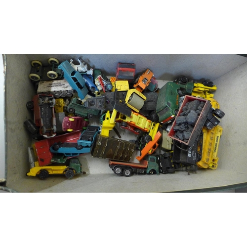 691 - A Matchbox Superkings Simon Snorkel fire engine and other die-cast vehicles, Corgi Juniors, Lesney, ... 