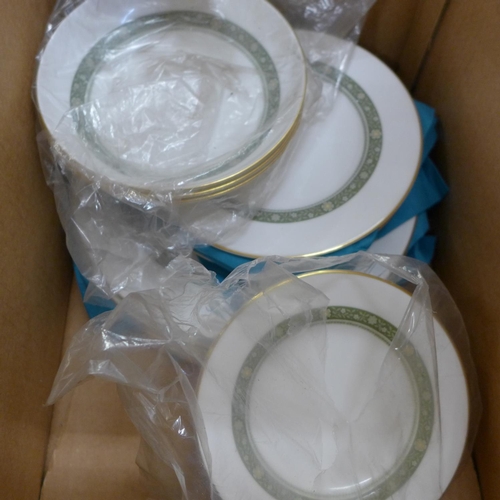 761 - Royal Doulton Minerva tea wares and Royal Doulton Rondelay plates and bowls **PLEASE NOTE THIS LOT I... 