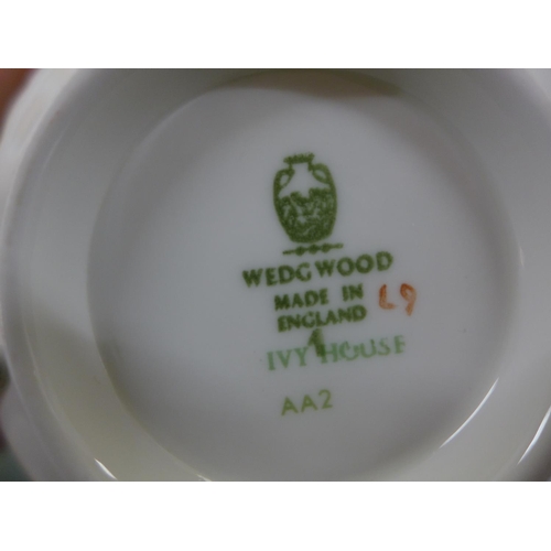 763 - A set of Wedgwood Ivy House, eight setting dinner set and an eight setting coffee set **PLEASE NOTE ... 