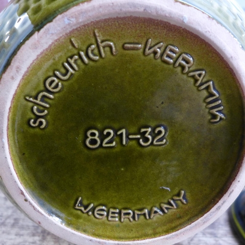 786 - A German Rumtopf jar