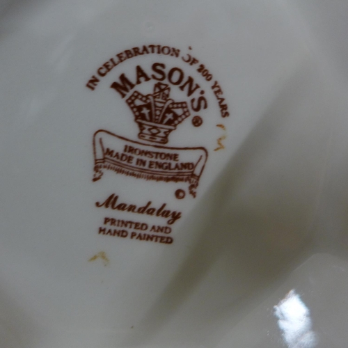 789 - A Mason's Mandalay vase, 31cm