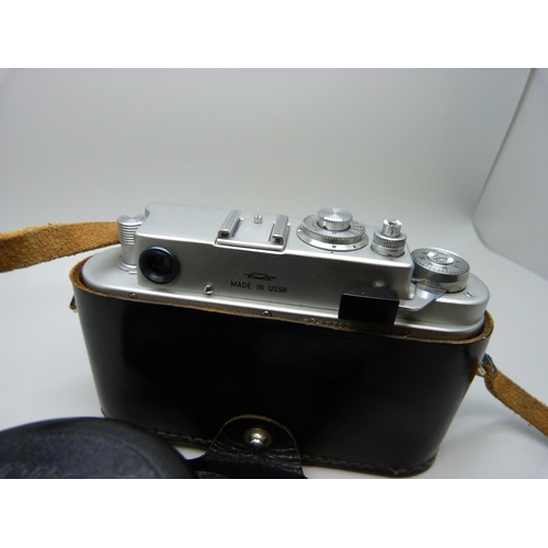 801 - A Zorki 4K camera in original case