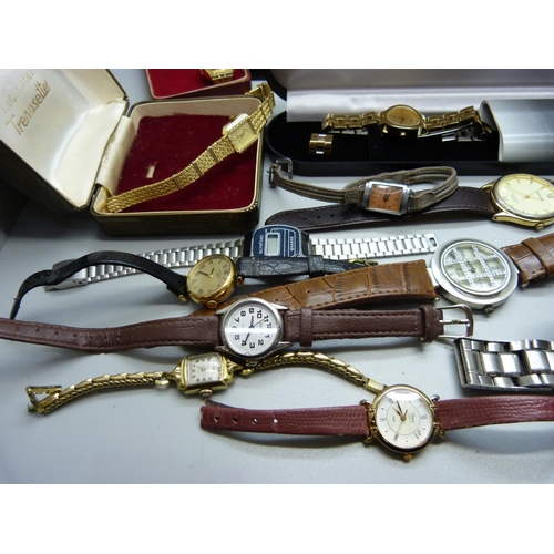 886 - Assorted wristwatches including Seiko and Rotary